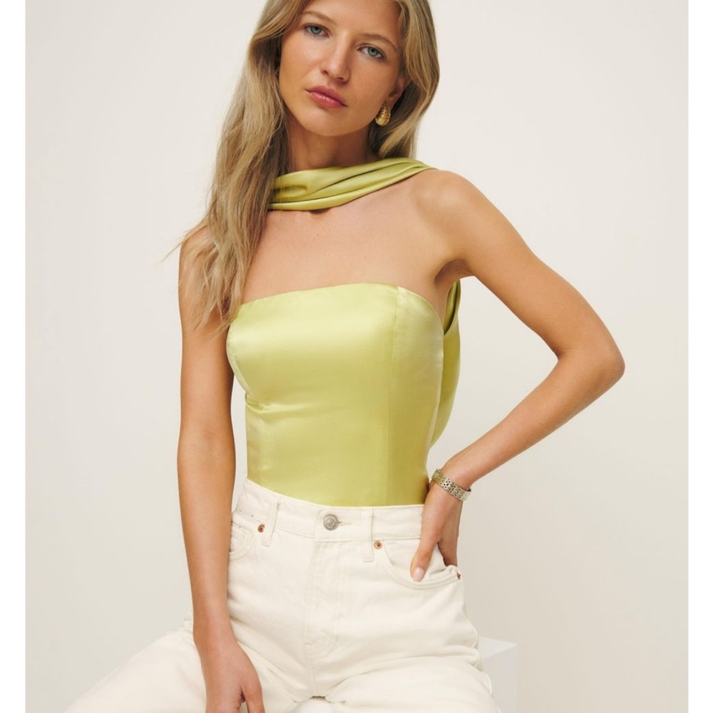 NWOT Reformation Sallie Silk Top in Green